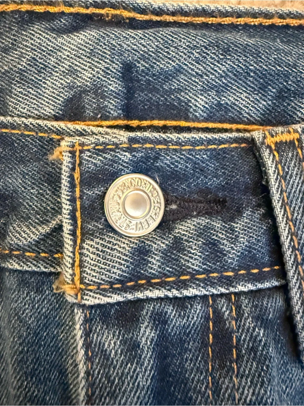 Levi’s 505 Regular Fit Jeans Men’s 34x30 2023 Medium Wash Straight Leg